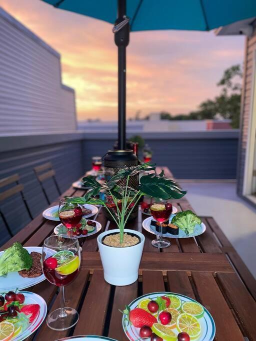 The Rooftop Oasis Филадельфия Экстерьер фото